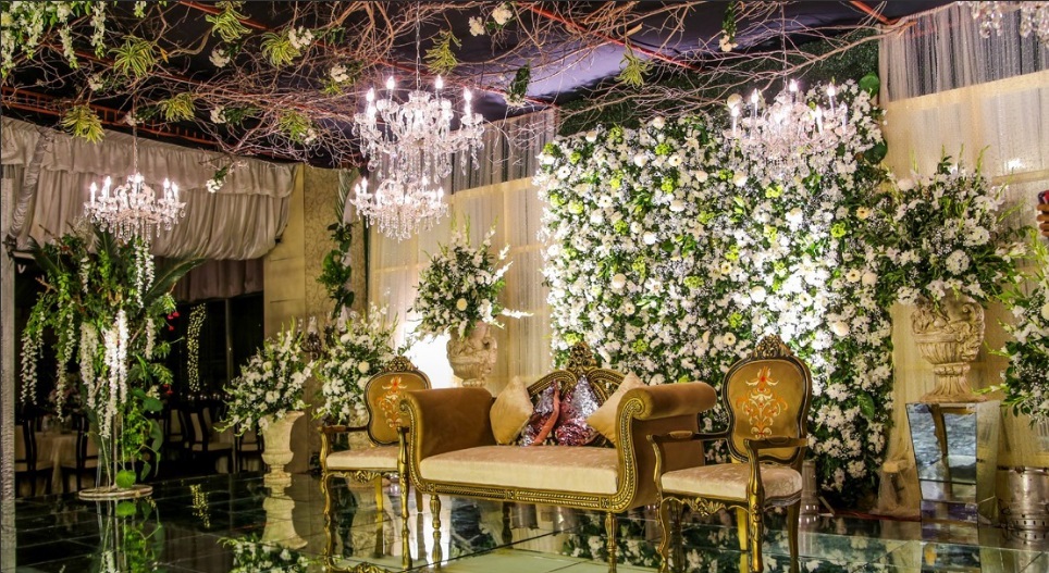 5 Best Wedding Stage Decoration Ideas