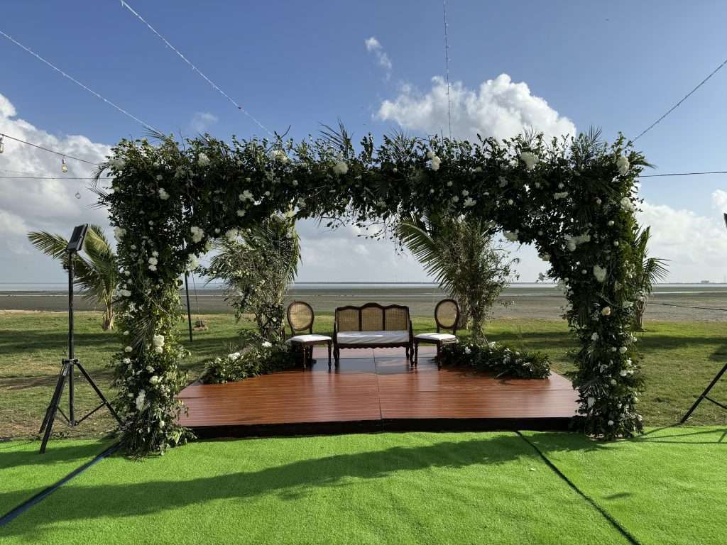 5 Best Wedding Stage Decoration Ideas