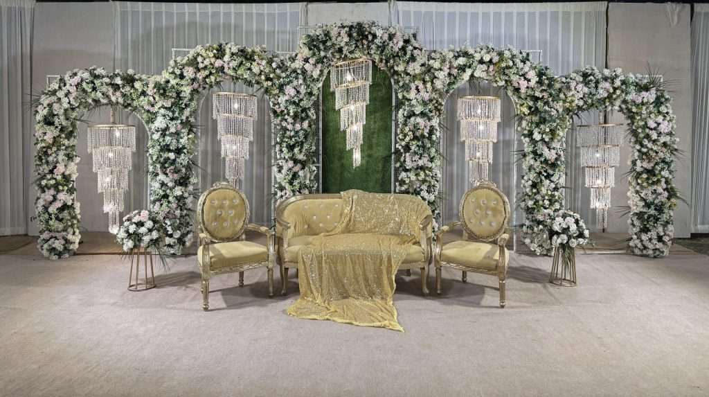 5 Best Wedding Stage Decoration Ideas