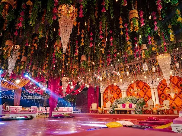 Mehndi Stage Décor