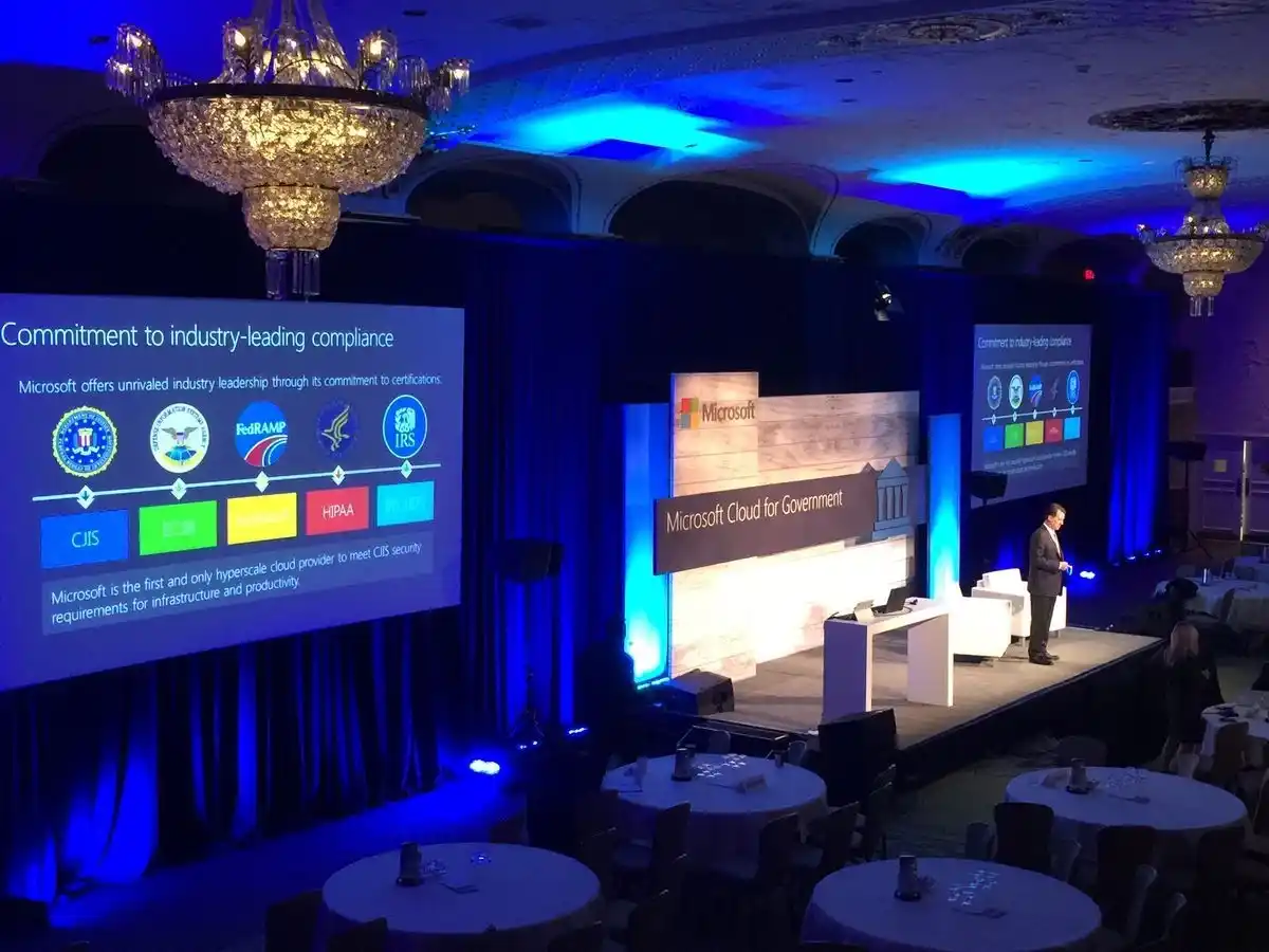 triple SMD screen rental installation for corporate event