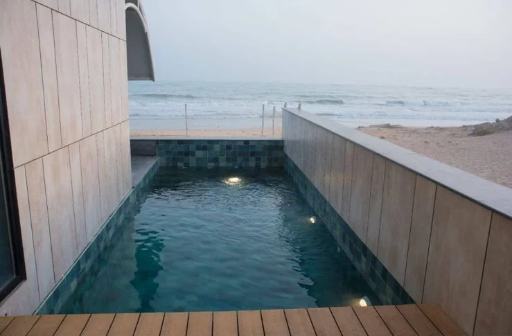 tushan beach karachi pool
